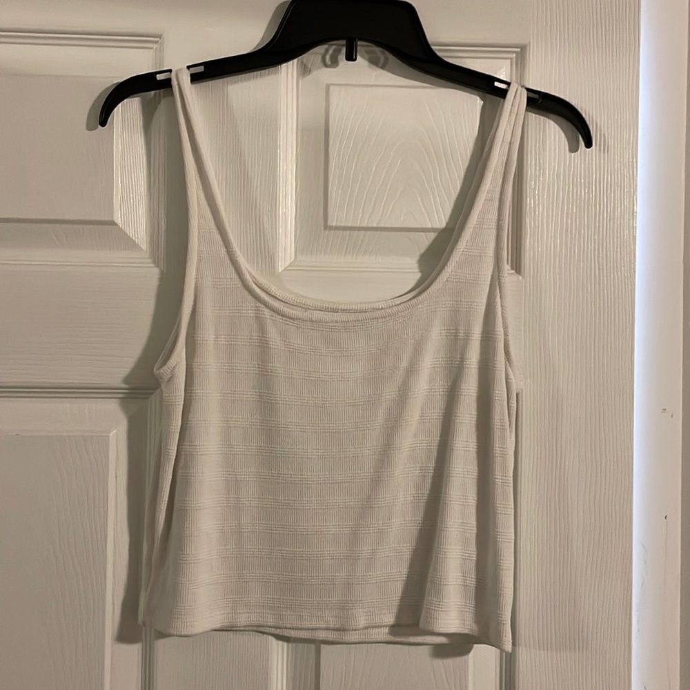 EUC American Eagle White Colored Cropped Tank Top Size Large